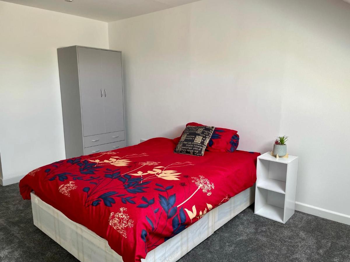 Layrek London 1 Bedroom Flat מראה חיצוני תמונה